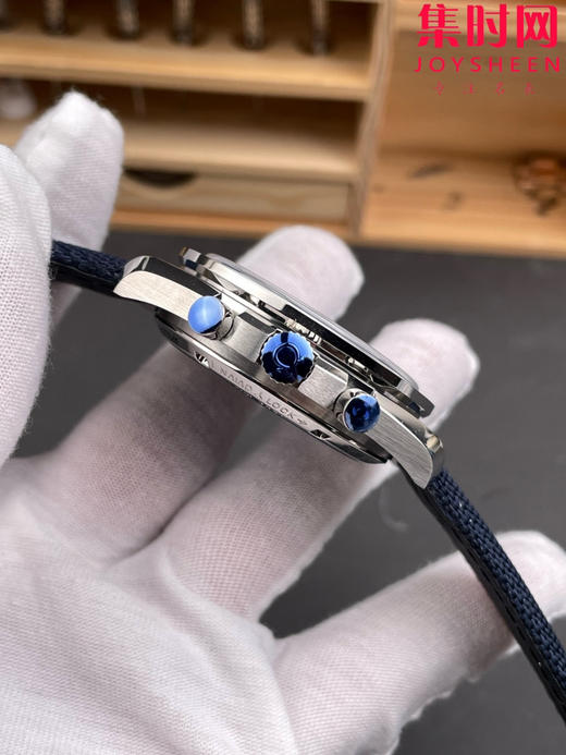 弥补遗憾·三代齐飞 SMF欧米茄超霸系列 超霸史努比 1.2.3代史努比周年纪念腕表 表径42mm 商品图5