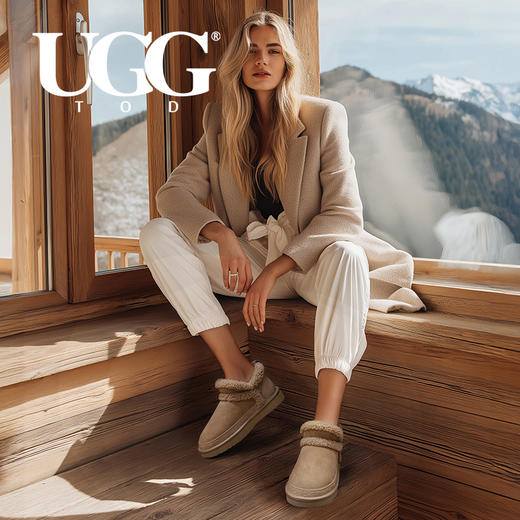 【品牌直发】UGG 2025冬季新款羊毛雪地靴AU25YD05 商品图1