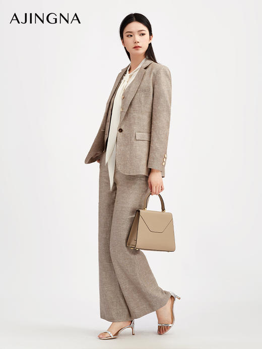 【商场同款】阿菁娜秋季新款老钱风金丝亚麻西装收腰平驳领设计静奢通勤外套A30Q108030 商品图4