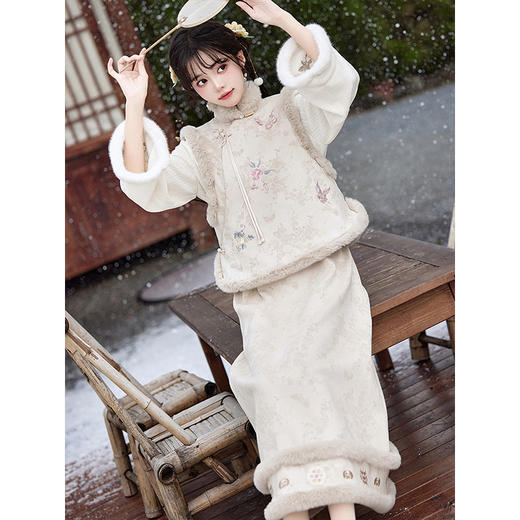 多色马甲：冬禧 小阔袖改良旗袍全开襟马甲民国风套装冬LSB3349 商品图3