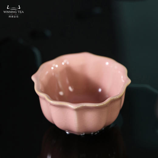 问鼎汝瓷粉汝八方宝相对杯 商品图2