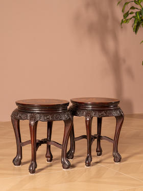 清	红木嵌黄杨木八骏图束腰三弯腿四足圆凳（一对）