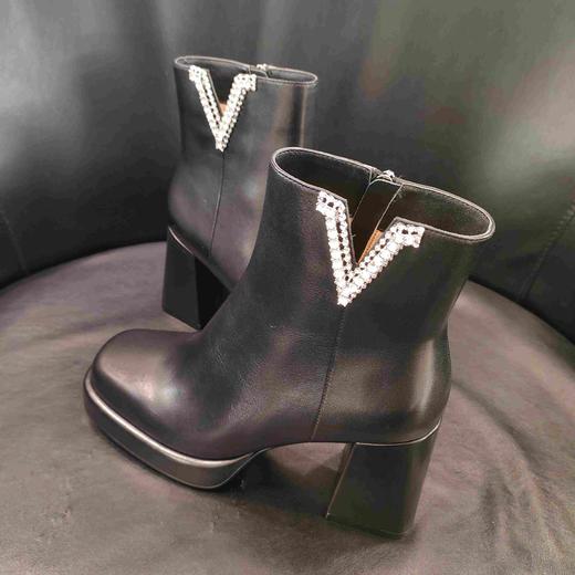 LFGJ凌介女鞋 时尚百搭小短靴 商品图5