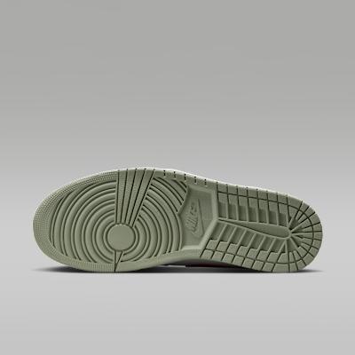 NIKE耐克Air Jordan 1 Low 男子运动鞋553558-133 商品图1