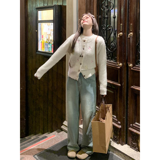 <曾小咸推荐>3.18现货秒杀 ！微信超特价！韩系刺绣毛衣开衫 日常199.99 立减100 秒杀99.99！！ 商品图4