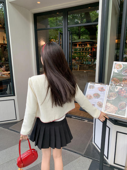 <曾小咸推荐>现货秒杀！微信超特价！ 小香风撞色米白色长袖外套 日常289.99 立减150 秒杀139.99！ 商品图5