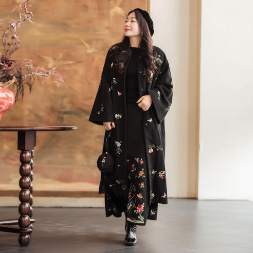 【林栖设计小店】毛呢外套绣花古典优雅配毛领2025秋冬新款大衣女1954072 商品图4