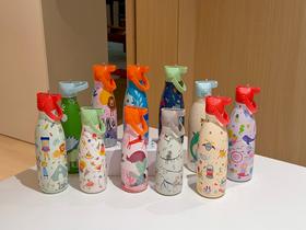 COOL BOTTLES惊奇世界系列保温杯，来自西班牙的设计师品牌，3D印花杯身，7层杯壁工艺内部抽真空技术，保热18h、保冷36h 保温效果卓越