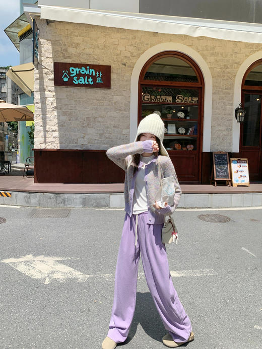 【189元任选2件】现货！紫色圆领系扣毛衣 商品图9