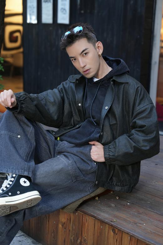 W532572204蜡感重工PU夹克 商品图4