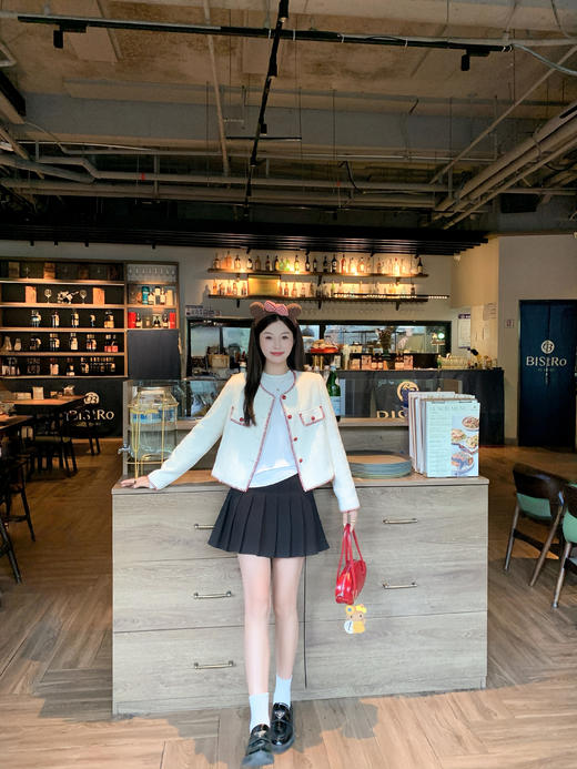 <曾小咸推荐>现货秒杀！微信超特价！ 小香风撞色米白色长袖外套 日常289.99 立减150 秒杀139.99！ 商品图8