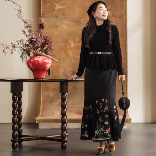 【林栖设计小店】羊毛鱼尾马面裙绣花古典2025秋冬新款半身裙女1954019 商品图0