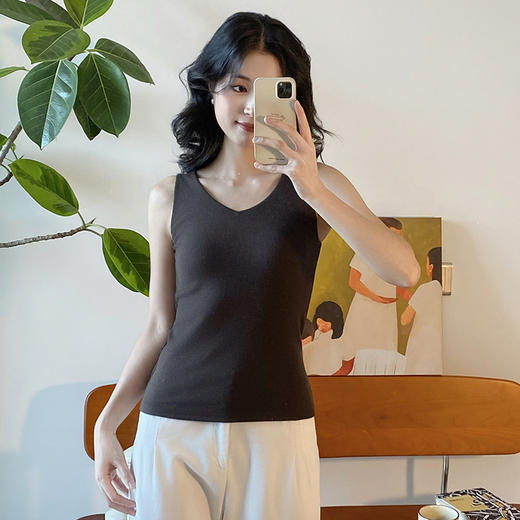 ³ 【日本代工厂带胸垫不用穿内衣的小V领背心】羊毛+莫代尔 精梳棉+莫代尔+美丽诺绵羊毛混纺 XN03-CRMM-BSPK 商品图2