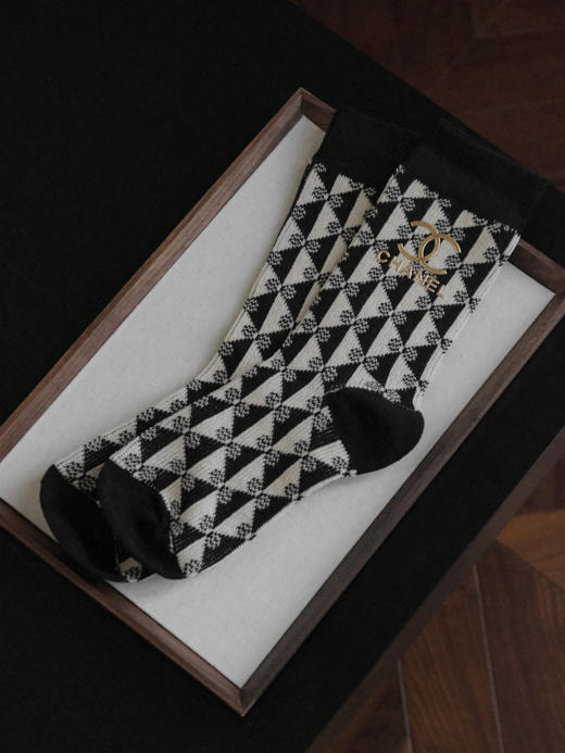 【预售七天】WZ01-香奈儿秋冬袜子套组礼盒装(TT*MM) 商品图6