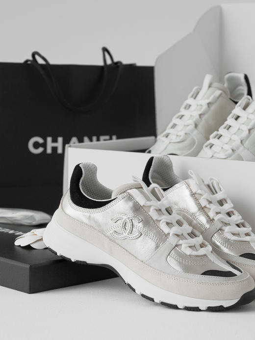 xx71-36码 38码 香奈儿 25A 小牛皮圆头系带低帮生活休闲鞋女款 (WG) 商品图2