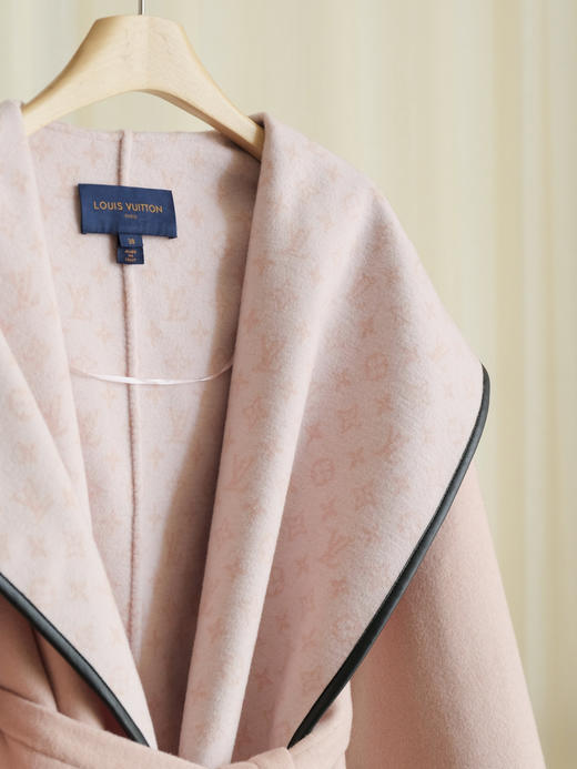 【只可换码，不退货】GY30-驴家干枯玫瑰粉小花长款秋冬新款羊毛大衣（SZX*MM） 商品图5