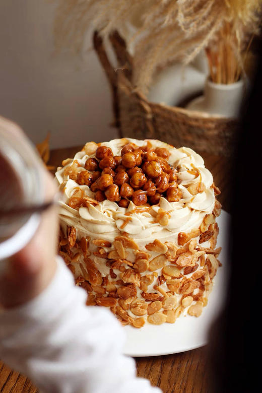 琥珀坚果咸奶油蛋糕 商品图2