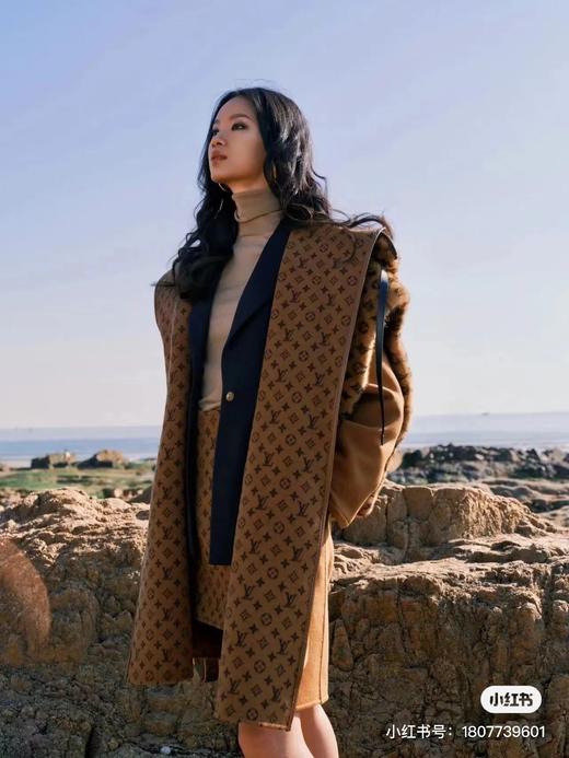 【只可换码，不退货】GY25-驴家焦糖色小花长款秋冬经典款羊毛大衣（SZX*MM） 商品图1