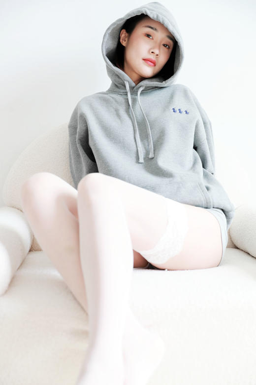 巨厚巨厚的元祖灰，胸口三小只。小标刺绣加绒复古连帽衫C110166 商品图8