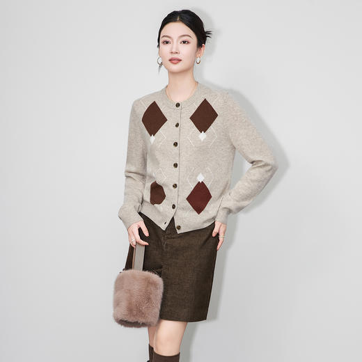 「高货wl」全新升级【铂金会员266/天猫359/差价93】(04206)洛诗琳100超细美丽诺羊毛上衣2025秋冬复古菱格纹针织开衫 商品图0