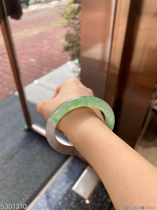 冰近高冰种春带彩圆镯【5301310】圈口54.4~具体价格微信咨询 商品图3