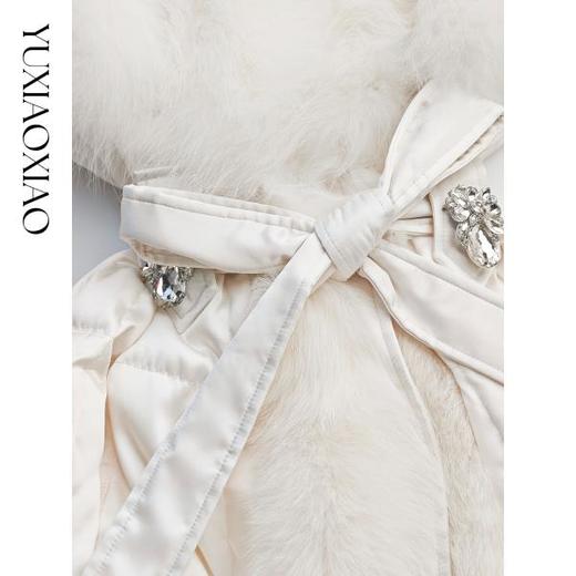 余潇潇【千金白月光】90白鹅绒芬兰狐狸毛翻领收腰长款三防羽绒服 商品图2