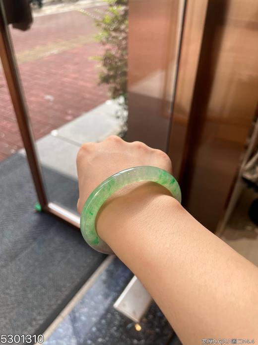 冰近高冰种春带彩圆镯【5301310】圈口54.4~具体价格微信咨询 商品图4