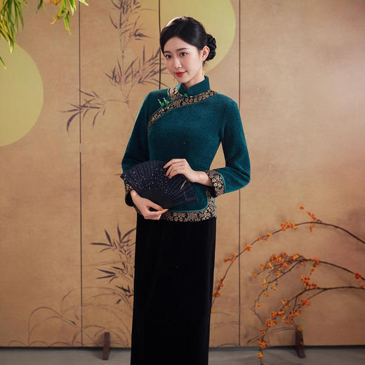 A25343 秋冬季新款新中式冬款妈妈装旗袍两件套日常可穿高级感民族风上衣 商品图2