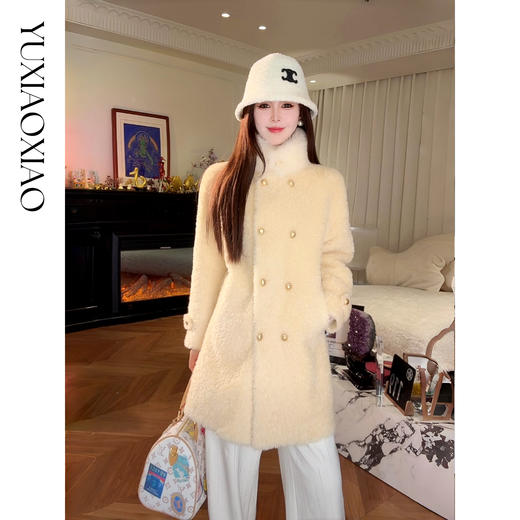 余潇潇【珍妮糖果屋】山羊绒皮毛一体拼接立领100羊毛颗粒保暖外套 商品图3
