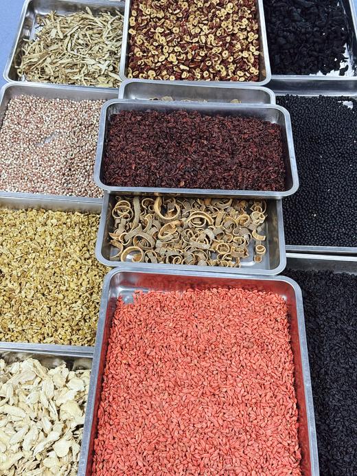 现货 熟地茱萸膏 熟地肉桂当归黄精茱萸 桑葚收膏250克 商品图5