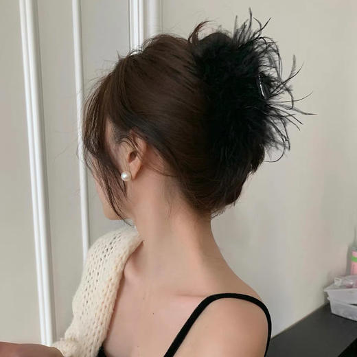 丰满羽毛抓夹发夹-纪念日百货门店同款165945029 商品图2