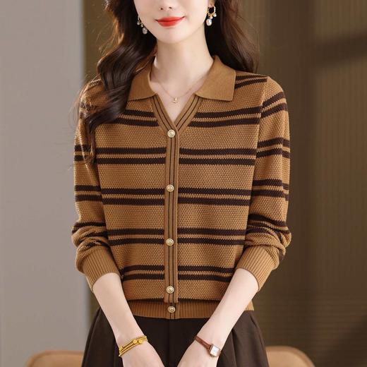 CC103-6398 早秋撞色条纹翻领针织衫女 优雅气质通勤风显瘦短款长袖套头上衣 商品图0