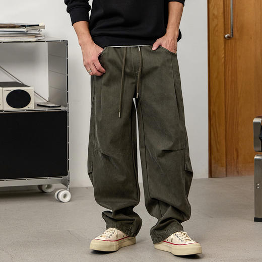 徐太浪【立体裁剪 褶皱感】军绿色休闲裤男秋冬宽松直筒裤子长裤 商品图3