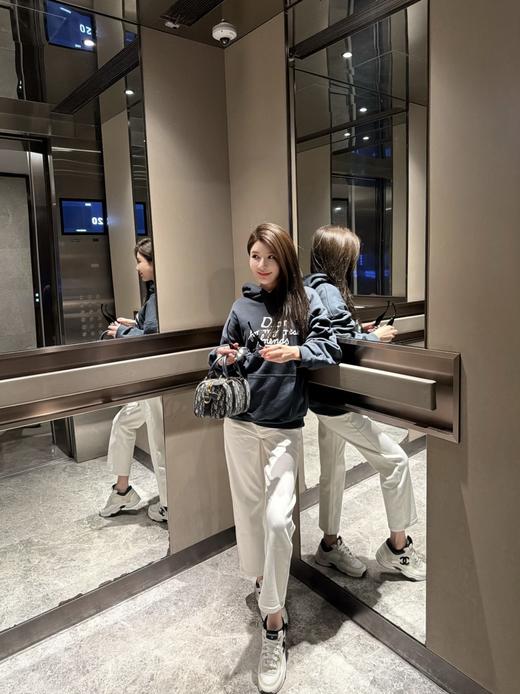 迪奥 2025FW纯色logo连帽卫衣（DY） 商品图3