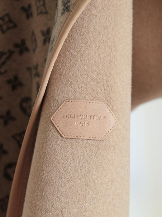 【只可换码，不退货】GY21-驴家驼蓝小花短款秋冬经典款羊毛大衣（SZX*MM） 商品图9