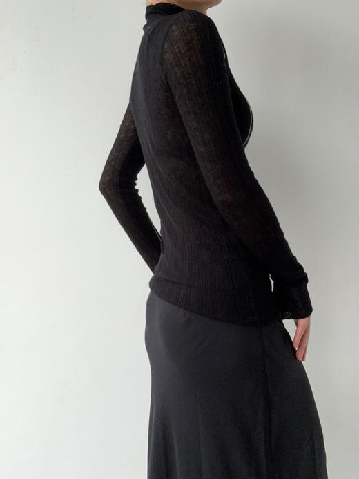 DONSEE10｜DS10AW2522-A 墨影黑 肌理线迹高领上衣 商品图2