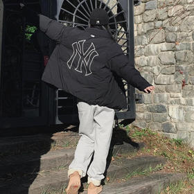 越南回货！正品保真，210件！90鸭绒！ 官网在售1899！mlb男女情侣款潮流保暖大logo加厚羽绒服