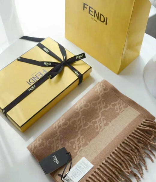 YP13-芬迪羊毛羊绒 绒线围巾（EJ） 商品图1