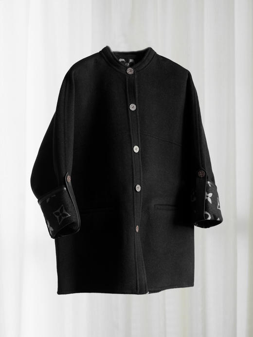 【只可换码，不退货】GY37-驴家黑色中花衬衫款羊毛秋冬大衣（SZX*MM） 商品图5