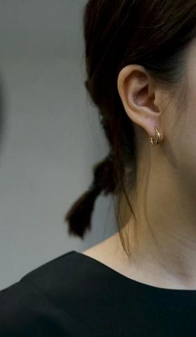 TOMWOOD 金色经典小圈耳环(Classic Hoops Small Gold)