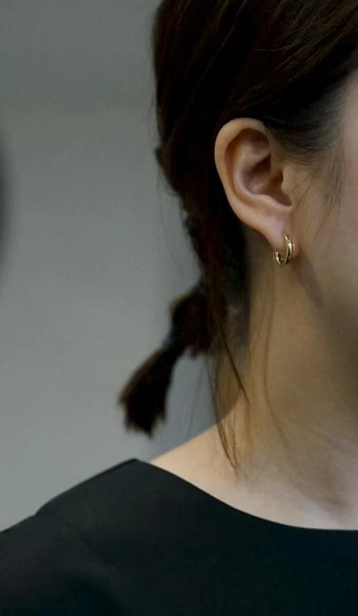 TOMWOOD 金色经典小圈耳环(Classic Hoops Small Gold) 商品图0