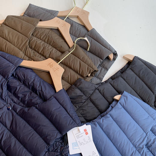 千呼万唤！老渠道！岛国单！2025好穿不钻绒圆领白鸭绒羽绒马甲男款 商品图2