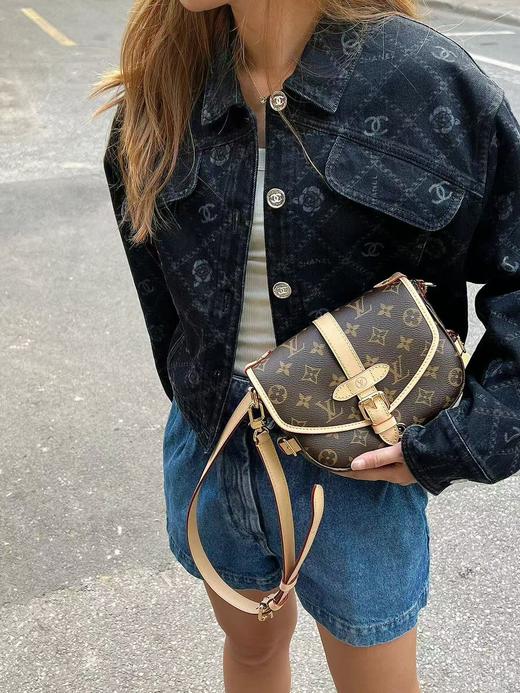 M46740-驴家 SAUMUR BB手袋 双子星斜挎包（DG*MM） 商品图4