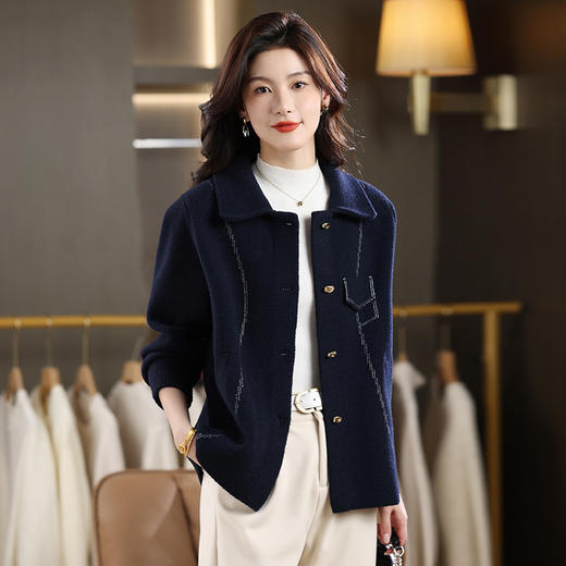 MY-9526 今年流行翻领女士短外套秋冬休闲小个子胖mm大码上衣显瘦2025新款 商品图2