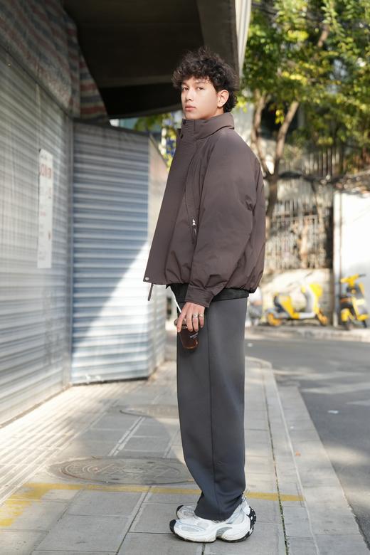 541974585时尚立领羽绒服 商品图1