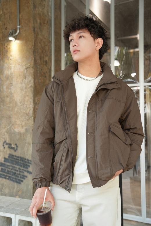 549074565宽松休闲羽绒服 商品图1