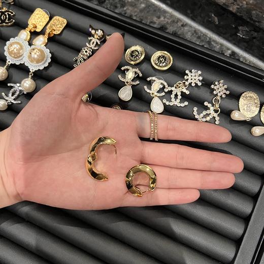 B&V圆形极简耳环 商品图4