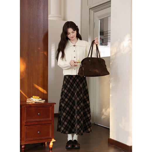 鹿向南「焦糖松露」复古咖色格子半身裙女秋冬新款显瘦A字中长裙 商品图3