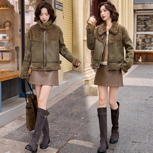 LJLM18015 2025冬装新款时尚气质女装翻领百搭长袖女麂皮绒皮毛一体短外套 商品图3