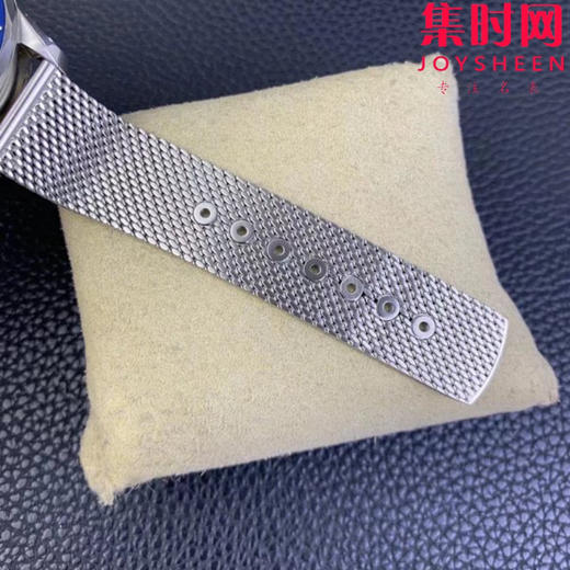 VS欧米茄新款海马300米系列 蓝色新盘邦德六十周年为了庆祝007系列电影上映60周年 推出海马系列300米潜水表精钢版 海马007邦德60周年 男士腕表 表径42mm 商品图7